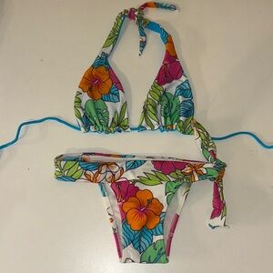 Recco Size Medium Brazilian Tropical Floral Bikini Set. New With Tags